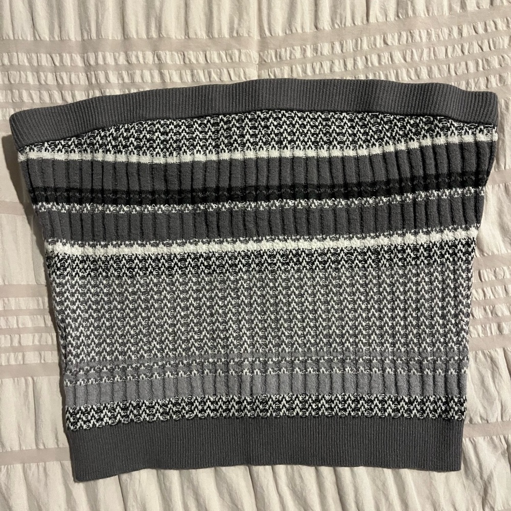 Aerie Charcoal and White Knit Tube Top